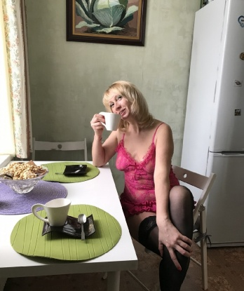 Анкета проститутки Карина - Фото 1, Жуков, 47 лет, №2297